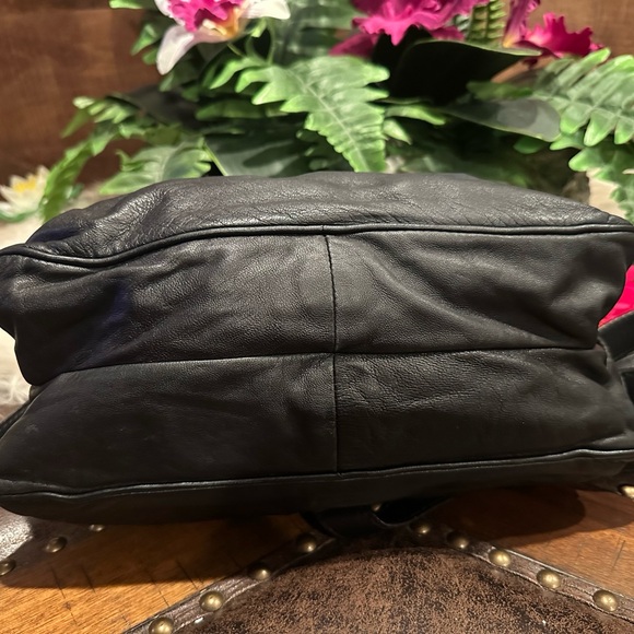 Burberry Black Leather Crossbody - Picture 5 of 16